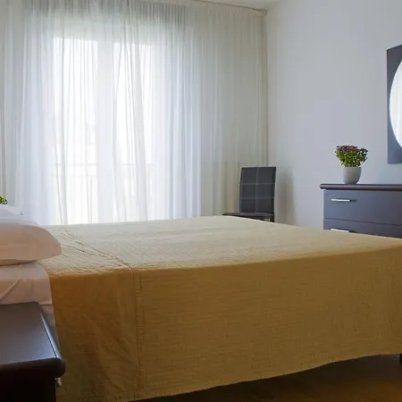 Apartman Nino *